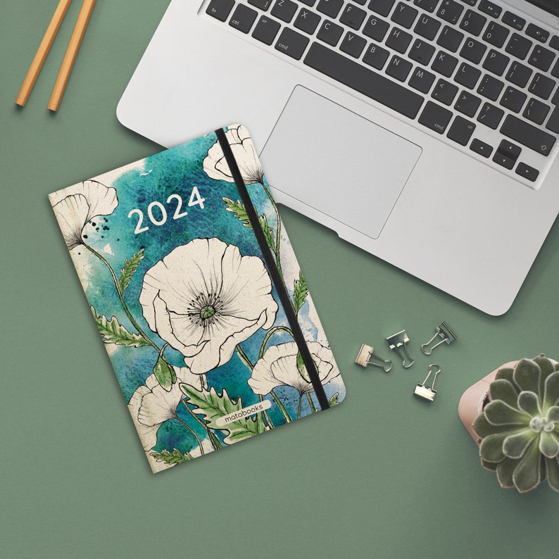 Nachhaltiger A5 Kalender/Terminkalender/Wochenplaner/Taschenkalender/Organizer/Jahresplanner Samaya 2024 Farbe: Poppy White DE/EN Bild 1