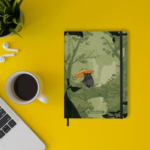 Libreta/diario/cuaderno/bloc de notas sostenible A5, hecha con papel de hierba dulce – Nari Color: Verde bosque