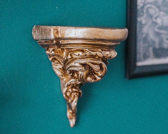 Vintage Gold Victorian corbel for wall decoration Shelf Candle Holder Steampunk Gold Resin