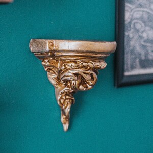 Vintage Gold Viktorianische Konsole für Wanddekoration Regal Kerzenhalter Steampunk Gold Kunstharz