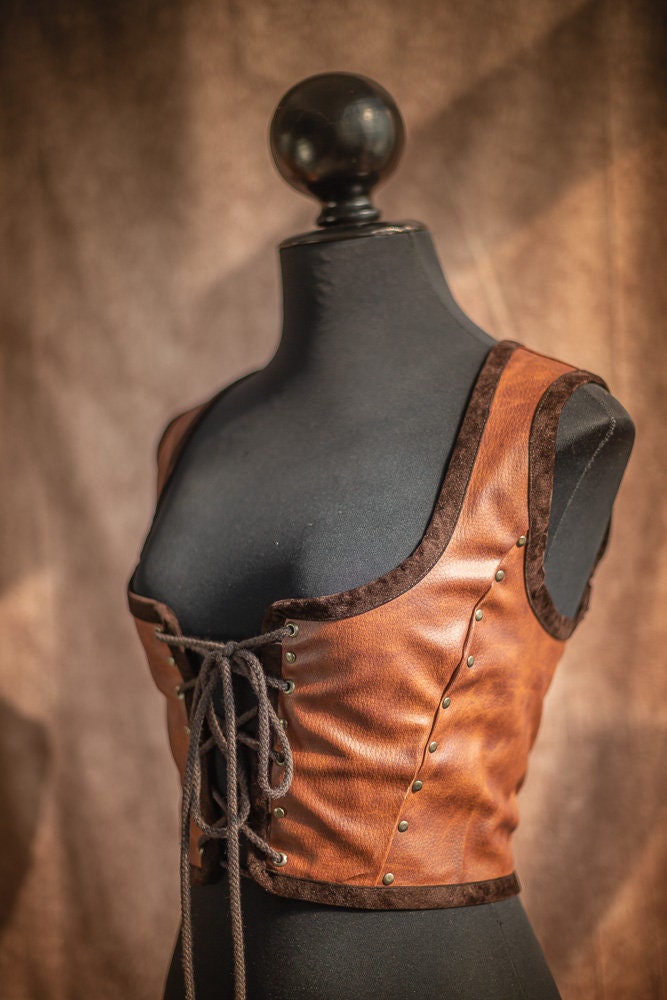 Steampunk Faux Leather Bodice: Renaissance Pirate Corset  display picture 2