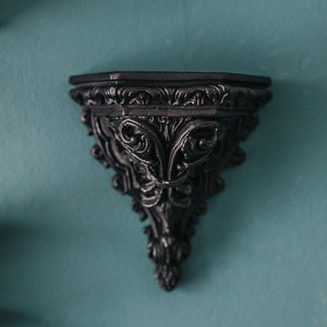 Vintage Black Victorian corbel for wall decoration Shelf Candle Holder Steampunk bookend Gold Resin vintage halloween decoration image 7