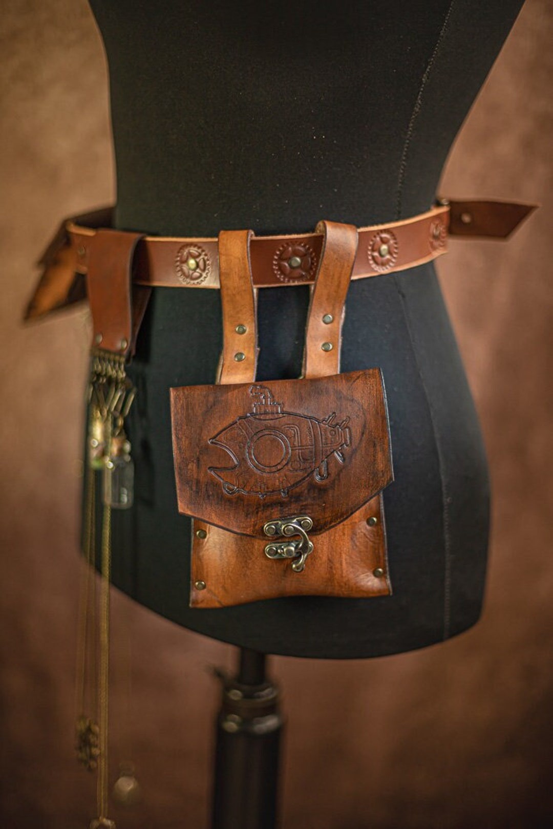 レザーベルトバッグ スチームパンクポーチ ヒップバッグ LARP