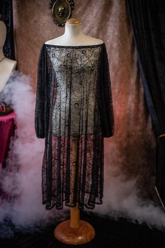 black lace over white dress Two-Tone White Lace Black Tulle Wedding Dress