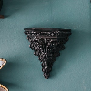 Vintage Black Victorian corbel for wall decoration Shelf Candle Holder Steampunk bookend Gold Resin vintage halloween decoration image 8