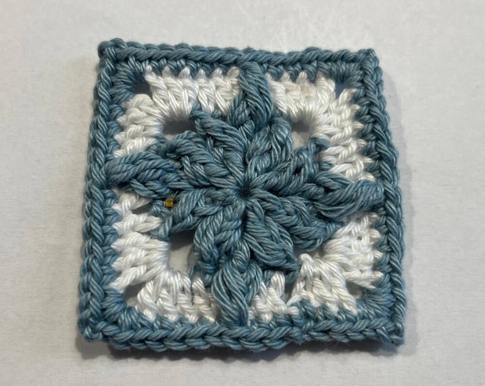 Granny Square Pattern Star Written Description With Photos and Video ...
