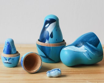 Whale Matryoshka Toy // Hand Painted Ocean Turquoise Nesting Toy for Kids // Mind Puzzles for Children / Wood