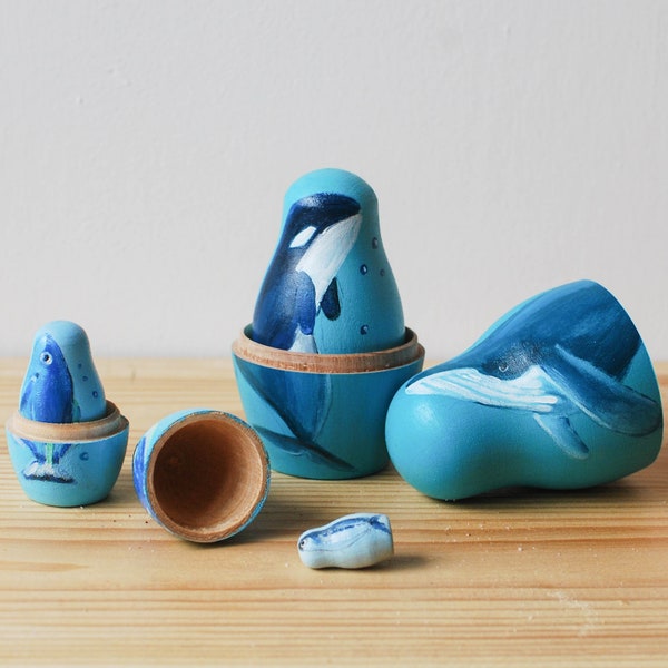 Whale Matryoshka Toy // Hand Painted Ocean Turquoise Nesting Toy for Kids // Mind Puzzles for Children / Wood