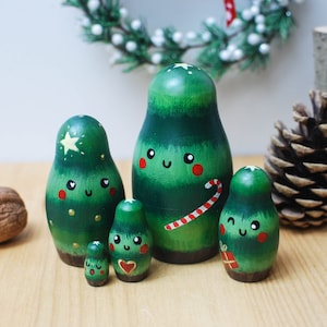 Christmas Tree Family Nesting Dolls