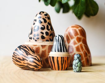 Safari Animals Texture Matryoshka Toy // Hand Painted Animal Pattern Nesting Toy for Kids // Modern Russian Doll / Wood