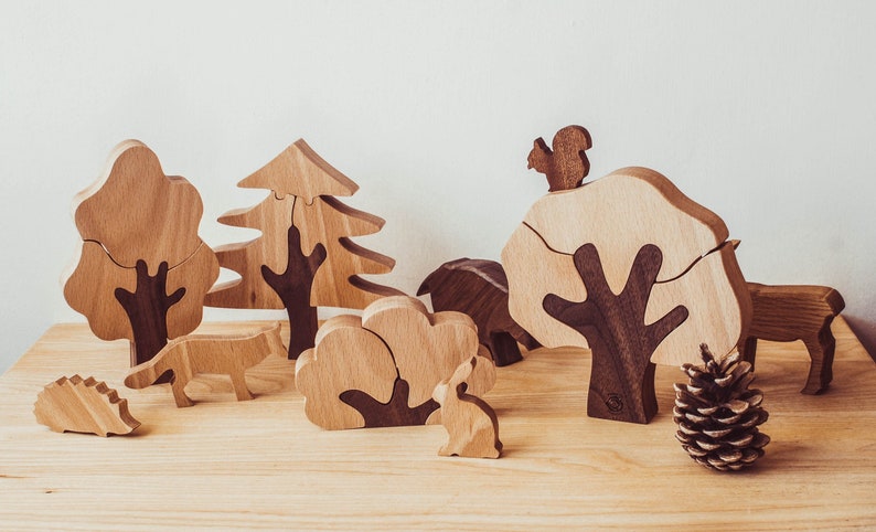 Set of Wooden Trees // Figures to Play // Natural Wood Toy // Forest Tree Puzzles image 3