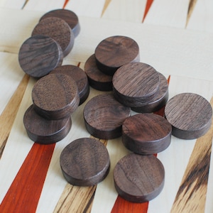 Disques de backgammon en bois faits main : copeaux de bois exotique, jeu de rechange