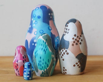 Modern Abstract Matryoshka Toy // Pastel Nesting Toy for Kids // Mind Puzzles for Children