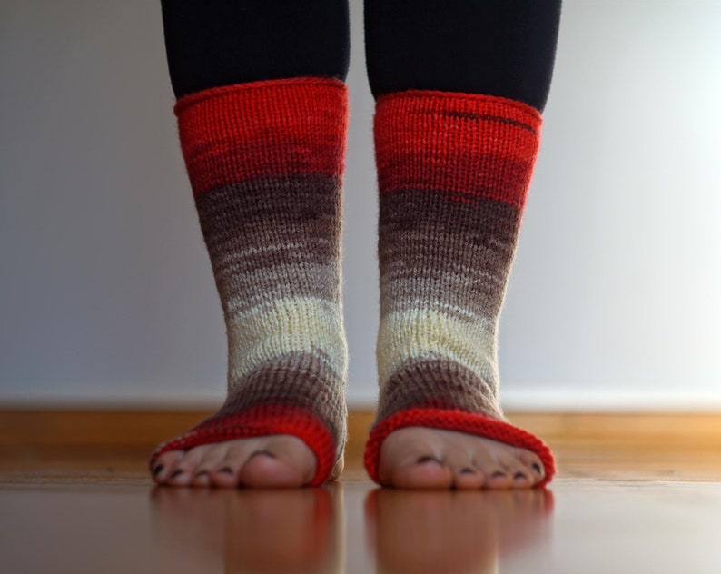 Wife Gift Open Heel Turn Ombre Yoga Socks Mid-Calf Athletic Socks Hand Knit Gym Socks Knitted Variegated Red Ivory Toeless Socks