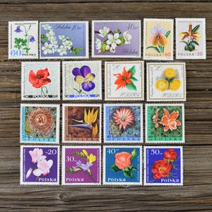 17 Blumen Briefmarken / Mix aus unbenutzten vintage Briefmarken / 1960er Jahre / Sammlerstück, Ephemera, Scrapbooking, Kartenherstellung
