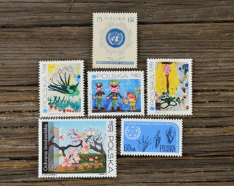 Vintage Polish UN Stamps – 1970s Unused Ephemera (Set of 6)