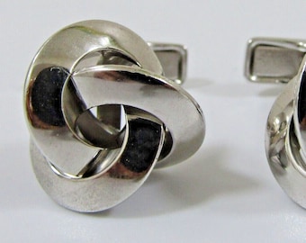 Gemelos con nudo de plata de ley de Ravi Ratan