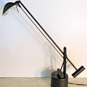 Balance for shop light fixture