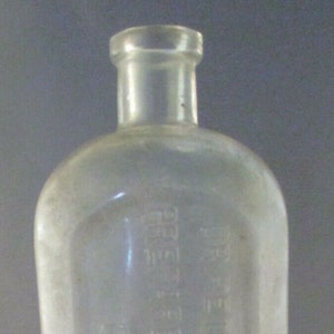 Dr. Peters Blood Vitalizer Medicine Bottle, Chicago IL Embossed Tree