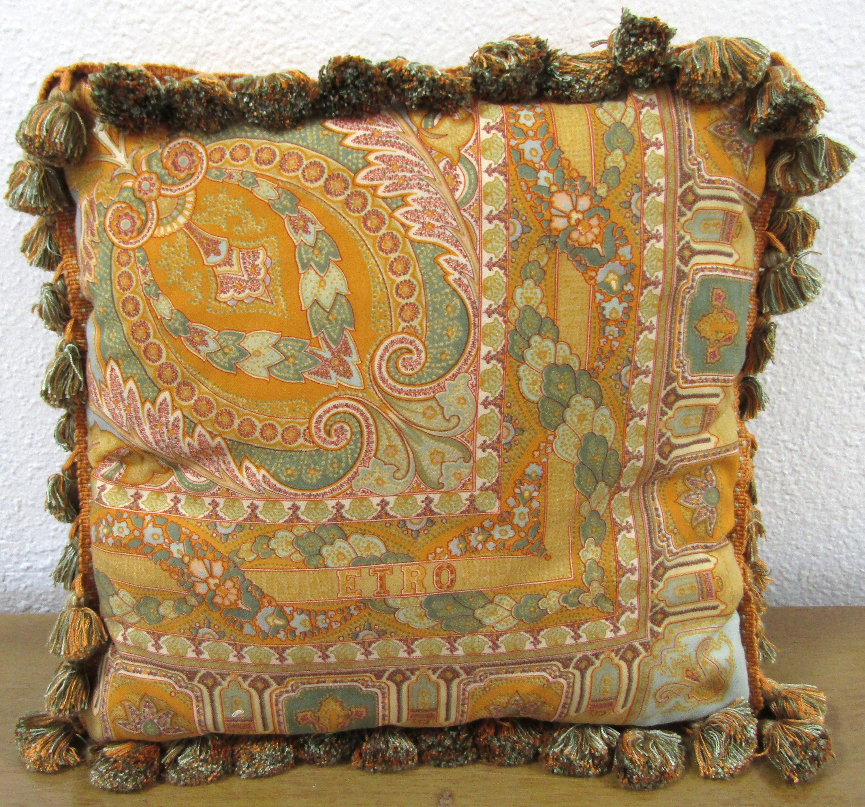 ETRO（クッション）のフリマアイテム一覧