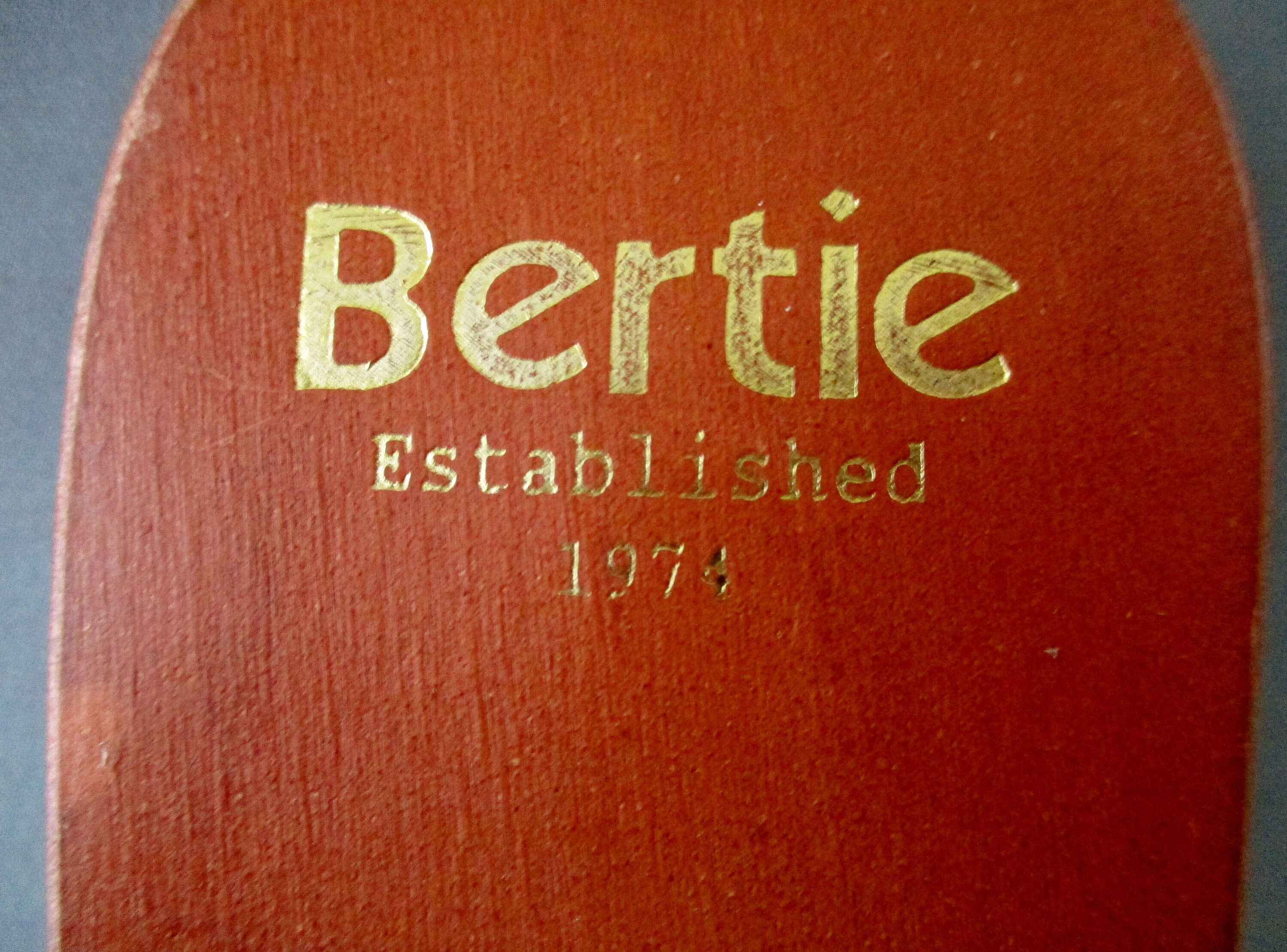 bertie flip flops