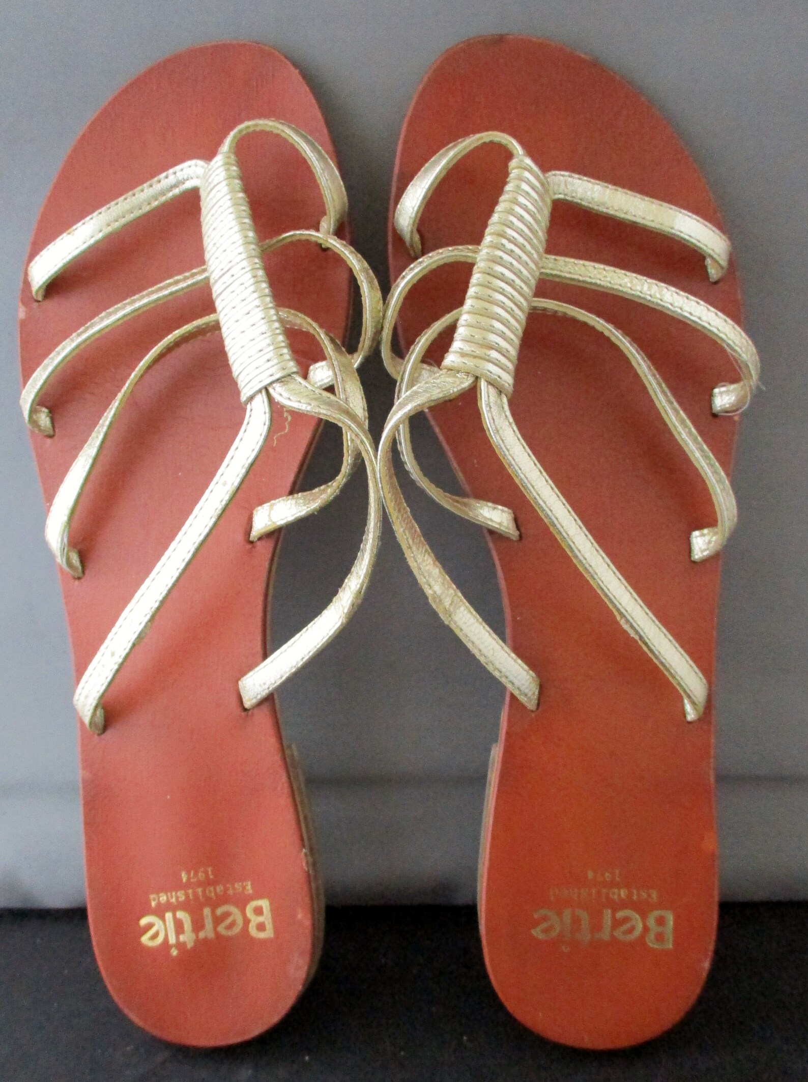bertie flip flops