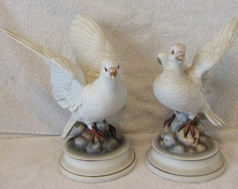 Vintage Pair of White Dove by Andrea Sadek Porcelain 9