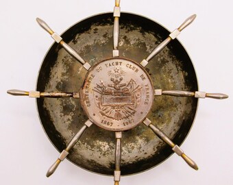 Vintage Nautical Ship's Wheel Ashtray Yacht Club de France Medallion