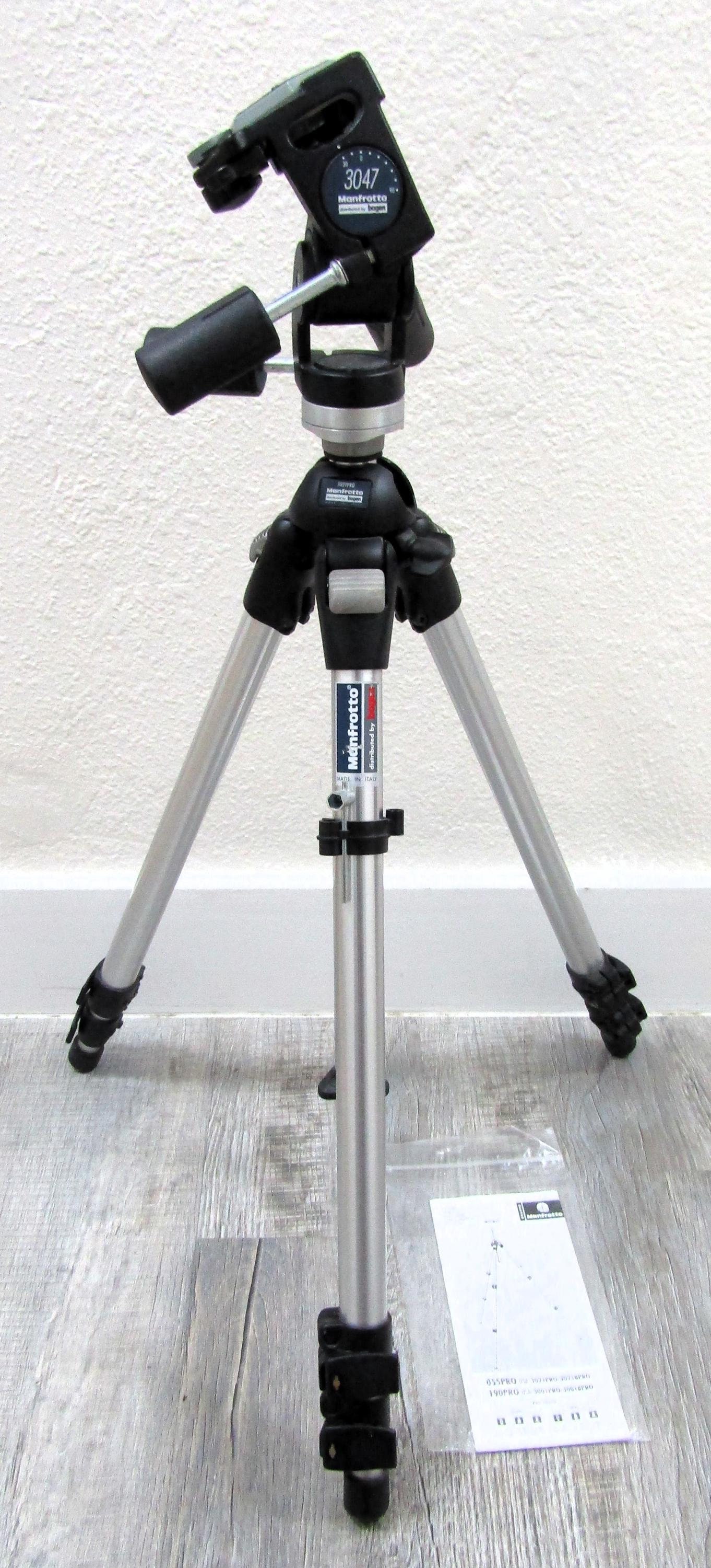 Bogen Manfrotto 3021 Professional Tripod With Manfrotto 3047 Head