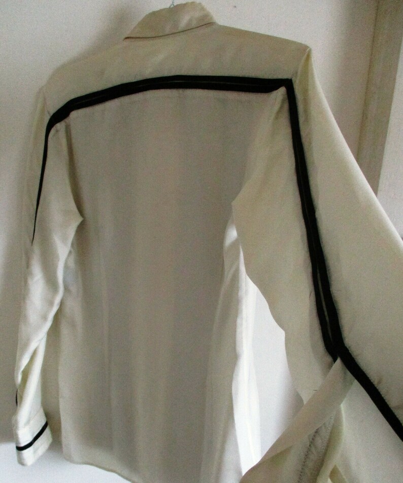Gianni Versace Men/'s Long Sleeve Silk Pleated White with Black Stripes Size M-48