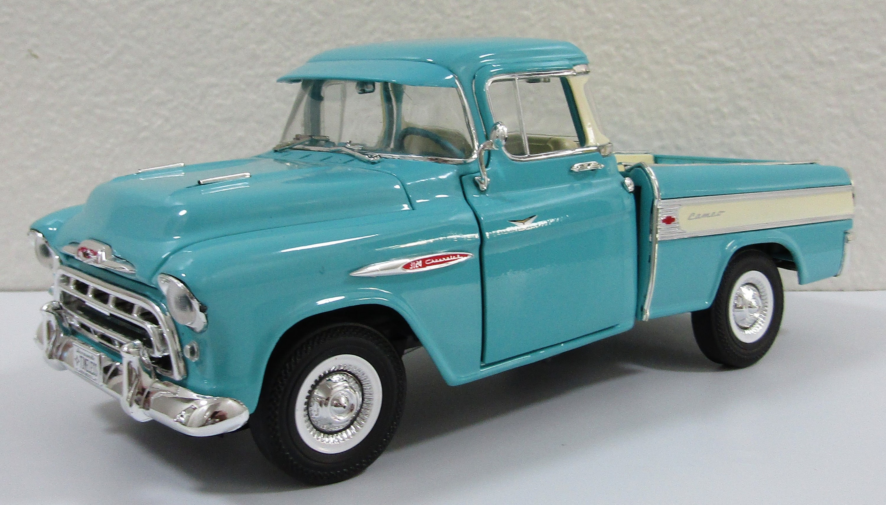 Chevyシボレー3100 Cameoカメオ 1/18スケール 絶版 ERTL 1:18 Ertl