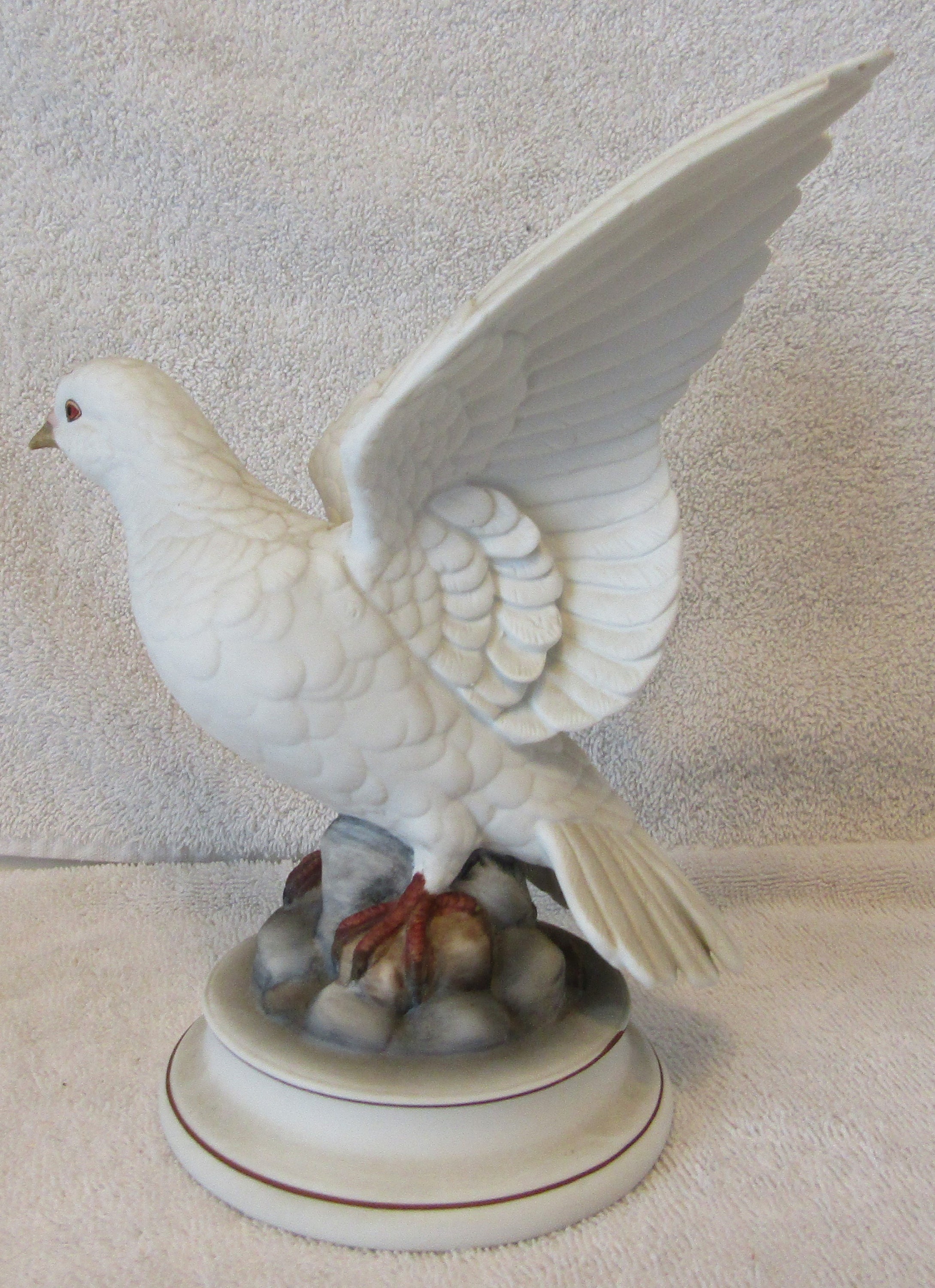 Vintage Pair of White Dove by Andrea Sadek Porcelain 9