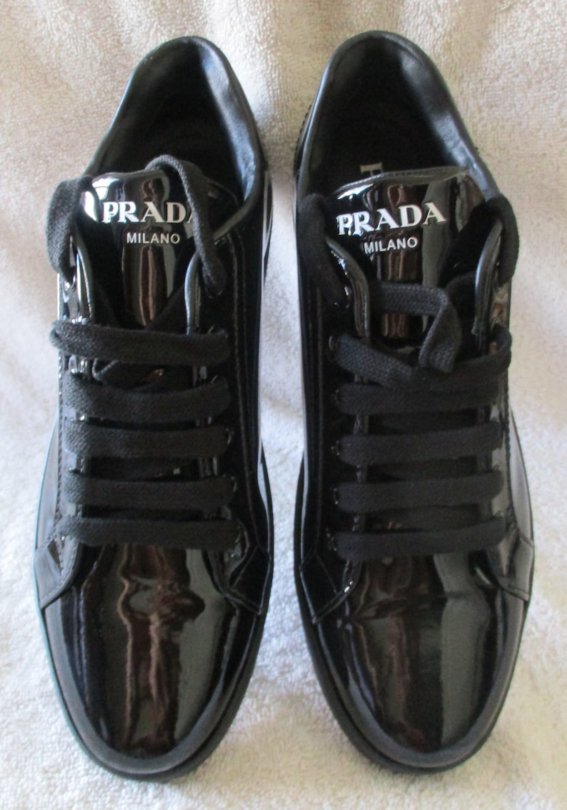 Women's Prada Calzature Donna Nero Vernice Black Sneakers US 10.5 EUR 41 image 2