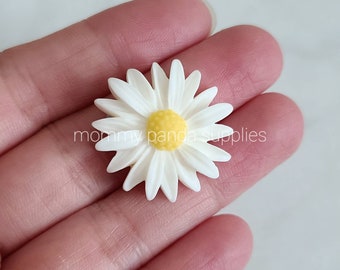 Larger White Yellow Daisy Pretty Kawaii Flower Resin Cabochon Decoden Slime Charms Embellishment  DIY