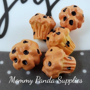 Chocolate Chip Muffin Cake 3D Baked Pastry Bread Cake Resin Cabochons Charms