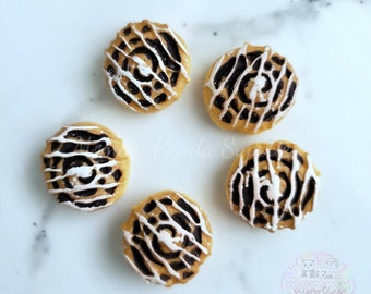 Chocolate Cinnamon Bun Danish Baked Goods Bread Dessert Fake Imitation Food Resin Decoden Cabochon Charms (5 pack)