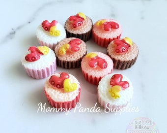 Small Cake Cupcake with Hearts Pink Red Baked Goods Sweet Valentine Resin Cabochon Decoden Slime Charms