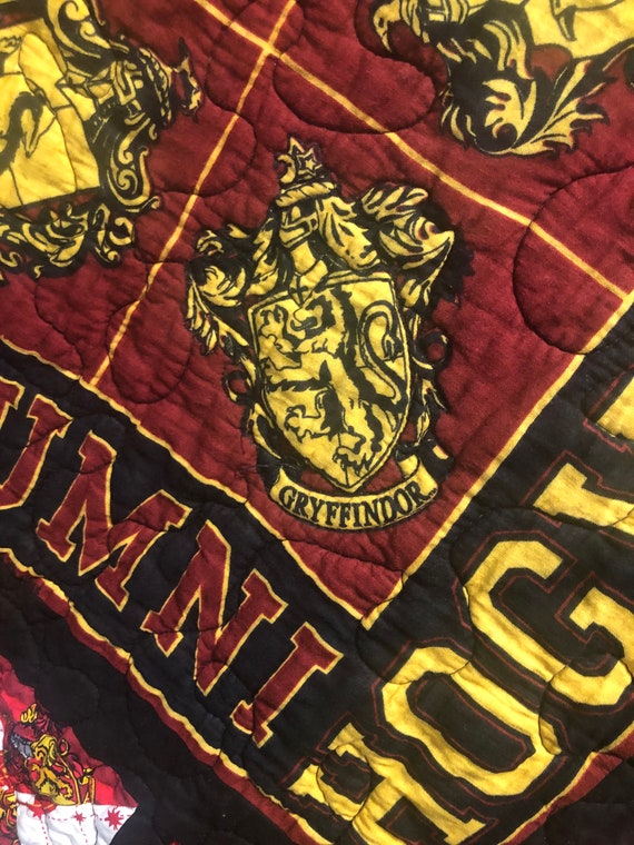 Hogwarts Houses Gryffindor Ravenclaw Harry Potter Bandana Quilt Panel Fabric Panel Washable Free Shipping Hufflepuff Slytherin