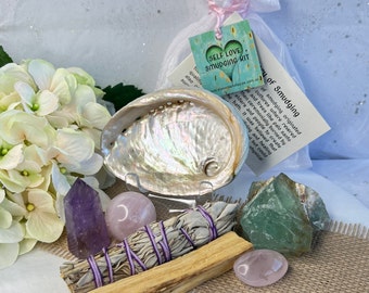 Mum You are Amazing ~ Self Love Smudge Set D ~ Shell ~ Palo Santo ~ White Sage ~ Amethyst ~ Green Fluorite ~ Rose Quartz Crystals