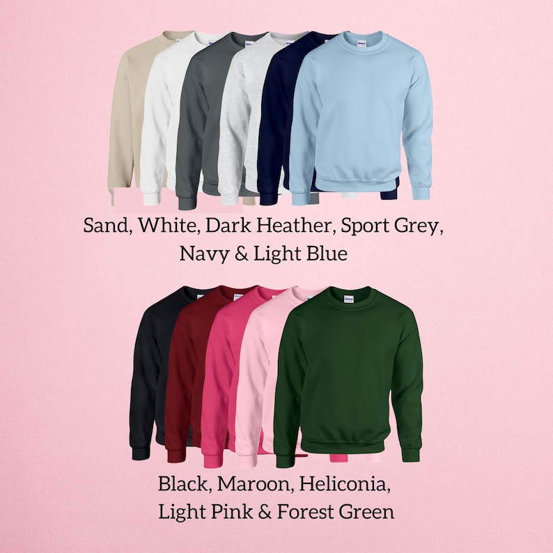 K&ouml;nnte beinhalten: Eine Auswahl an Rundhals-Sweatshirts in verschiedenen Farben, darunter Sand, Wei&szlig;, Dunkelgrau, Sportgrau, Marine, Hellblau, Schwarz, Weinrot, Heliconia, Hellrosa und Waldgr&uuml;n.