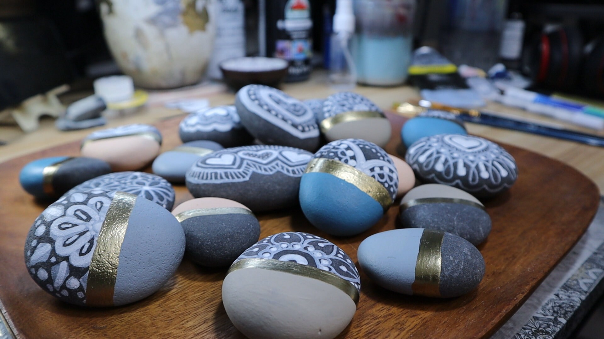 Set of 18 Decorative Rocks(wooden Tray Not Included & Rock Size Varies ...