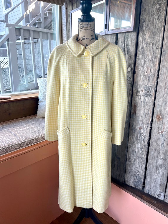 1960’s Yellow Houndstooth Wool Coat