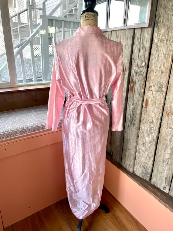 1970’s Pink Dressing Gown - image 3