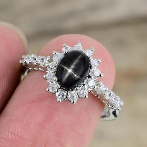 Bague saphir étoilé Lindy noir, bague en argent sterling 925, bague saphir, cadeau pour elle, bague étoile noire, bague pour femme, bague d&#39;anniversaire