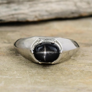 Black Lindy Star Ring, 925 Sterling Silver Ring, Sapphire Ring, Black Star Ring, Birthday Gift, Ring For Women, Cabochon Ring, Gift For Her