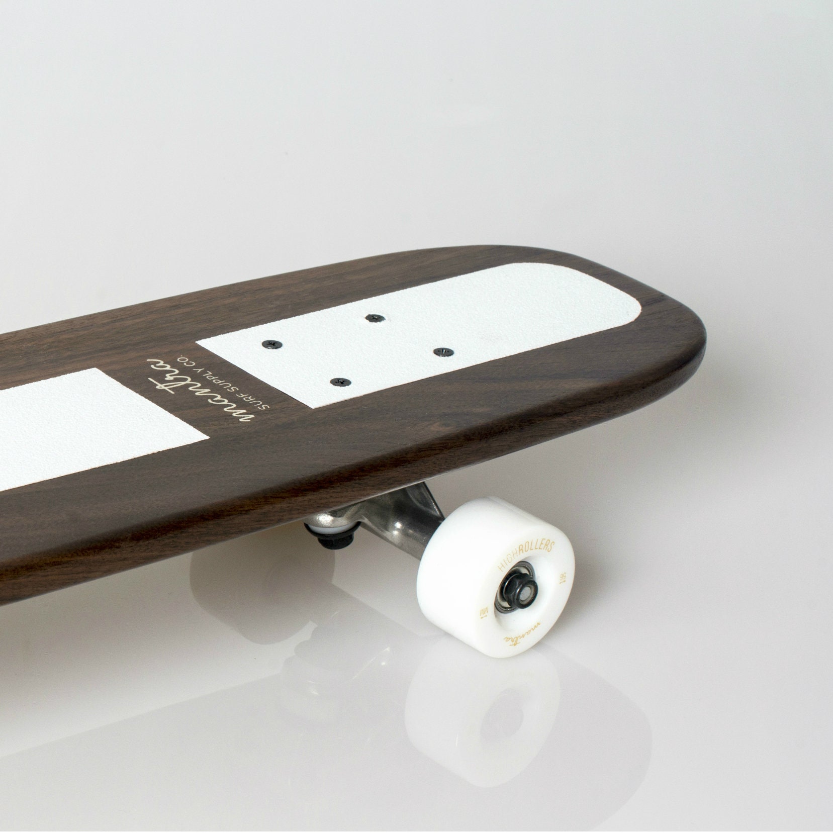 Retro Skateboard Walnut white edition