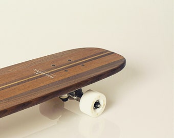 Retro Cruiser Skateboard - Longboard moderne, shortboard, art de vivre fonctionnel