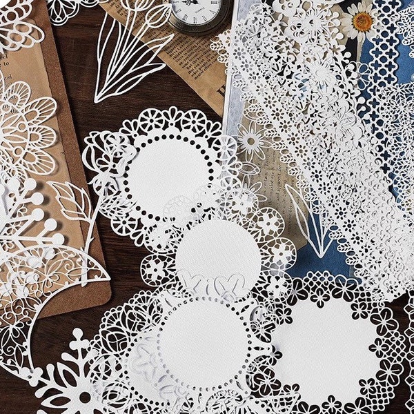 White Laser Cut Lace Paper Pack | 10 Stück | Junk Journal Aesthetic | Scrapbooking | Papier Ephemera | Natur | Blätter | Schmetterling| Schneeflocke