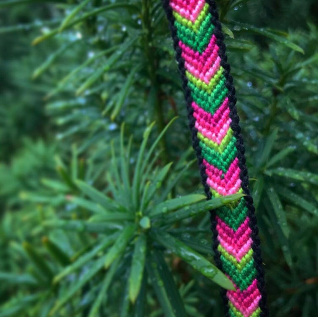 Bordered chevron friendship bracelet Clearance