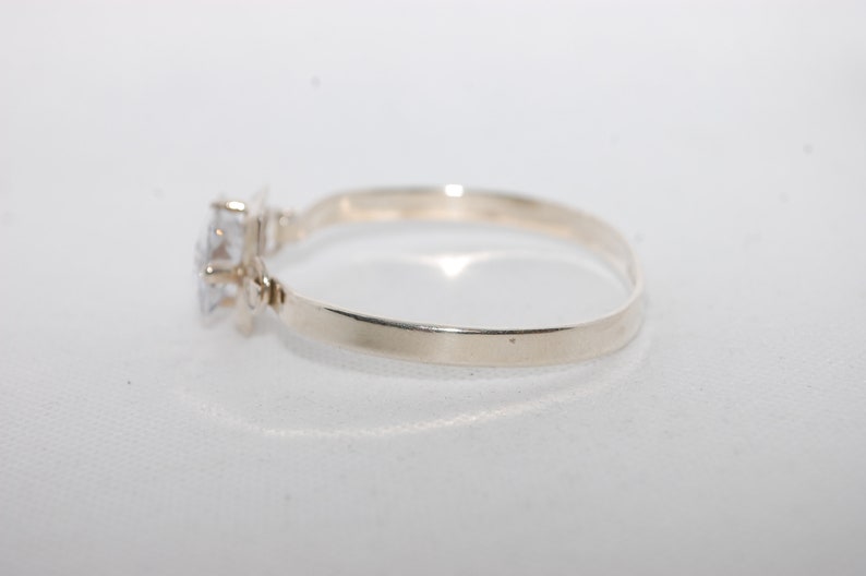 Vintage Silver Bracelet with beautiful Gem Stone